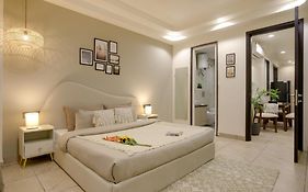 Bedchambers Aparthotels - Dlf Cyber City